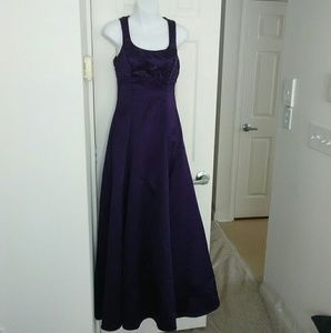 Roberta eggplant gown - Final Price 😊